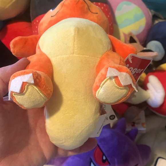 Charmander pokemon plush NWT china exclusive - Picture 6 of 6
